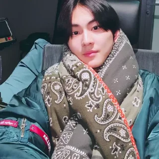 🧣 emoji жунгвон @hQ7sw Telegram sticker 3 of 40