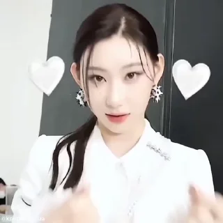 🍒 emoji chaeryeong ’ @kpopstick_ua ; 🍒 Telegram sticker 22 of 30