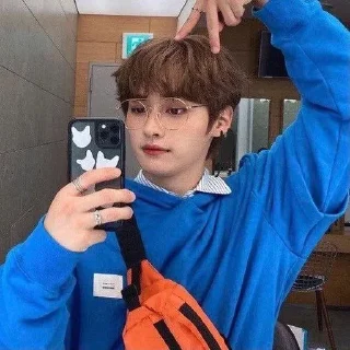 🌟 emoji минхо 😭💋 Telegram sticker 4 of 10
