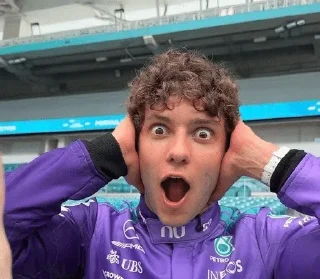 😱 emoji 100 оттенков Кими 🏁🏎️🥝 Telegram sticker 19 of 108
