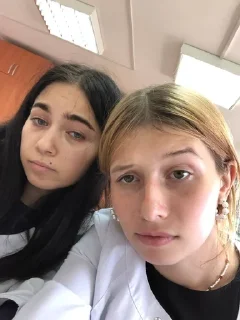 🤨 emoji суетные девчонки Telegram sticker 11 of 52