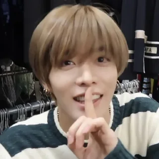 🥨 emoji ✦ yuta : @milwuni Telegram sticker 24 of 40