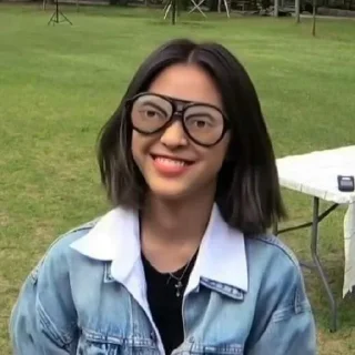 😎 emoji ITZY Telegram sticker 23 of 60