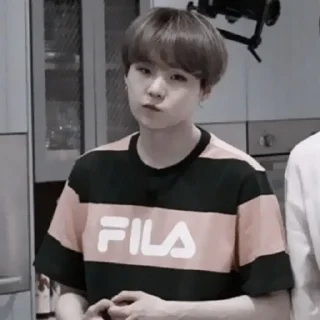 Sticker from ;; 𝐲𝐨𝐨𝐧𝐠𝐢 :: @fannhelps