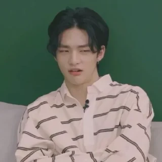 😒 emoji принц джинни <3 Telegram sticker 20 of 80