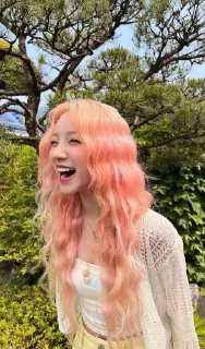 😂 emoji Yuqi Telegram sticker 11 of 21