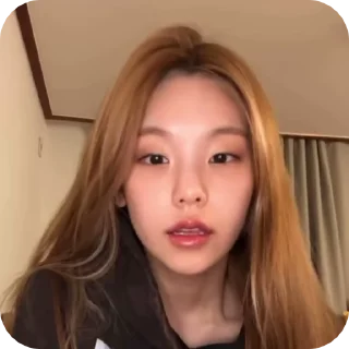 Sticker from Yeji by @rikipamoo @dorngx