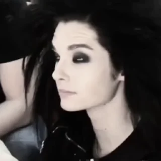 🧶 emoji Bill Kaulitz best moment– @tokiohotelcuts Telegram sticker 15 of 83