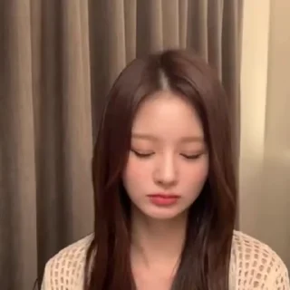 Sticker from sullyoon — ??
@n9nestar