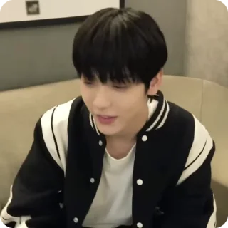 Sticker from SOOBIN by @emptyhlp