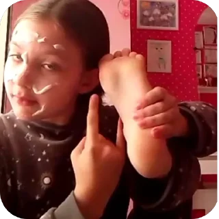 🫥 emoji полиночка , мечта всех мальчиков🥰😍 Telegram sticker 9 of 39