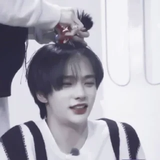 Sticker from [🪘] 𝗵𝘆𝘂𝗻𝗷𝗶𝗻 ;; @virtstik "