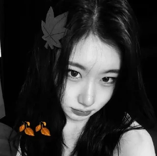 Sticker from 𝑐ℎ𝑎𝑒𝑟𝑦𝑒𝑜𝑛𝑔°•♡