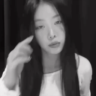🤩 emoji @dearSoojinn b/w @onlysoojin Telegram sticker 24 of 85