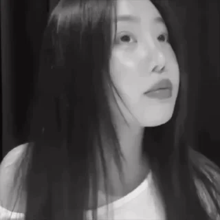 🤩 emoji @dearSoojinn b/w @onlysoojin Telegram sticker 20 of 85