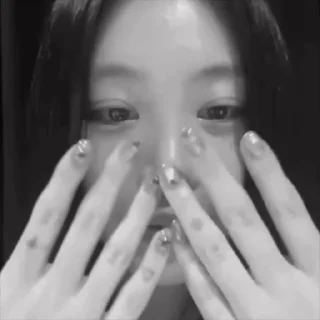 🤩 emoji @dearSoojinn b/w @onlysoojin Telegram sticker 8 of 85
