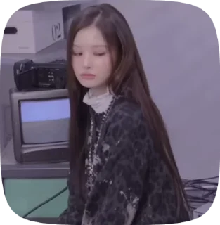 🖇 emoji sullyoon queen🪼🩻 Telegram sticker 5 of 22