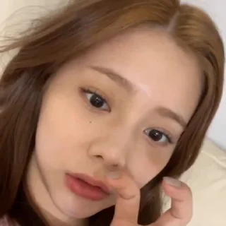Sticker from eunchae @AEMIXX1E