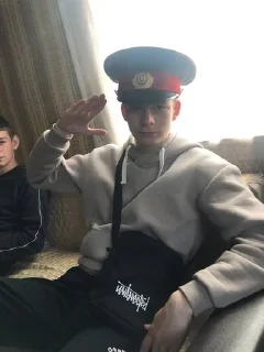 🪖 emoji суетологи Telegram sticker 7 of 117