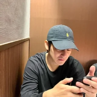 🥰 emoji Ким Сан Бом ☀️ Telegram sticker 18 of 52