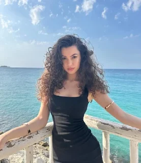 🥰 emoji Su Burcu Yazgı Coşkun🤍 @afrosmiyy НЕ БРАТЬ !!! Telegram sticker 23 of 120
