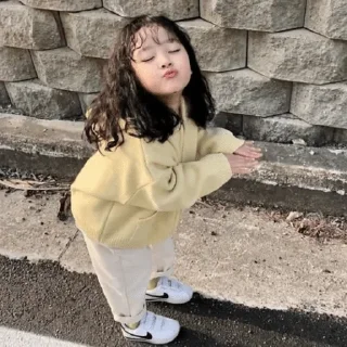😚 emoji Aiokk.aida — @stckrRobot Telegram sticker 22 of 107