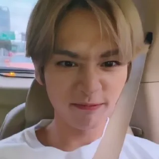 Sticker from Ли Минхо ❤️