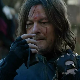 🗡 emoji Daryl Dixon @TwdPlus Telegram sticker 15 of 50