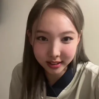 Sticker from nayeon @e7cse