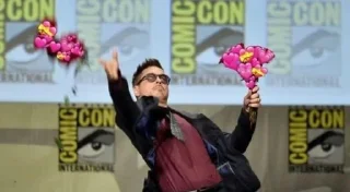 💕 emoji *агресивно шле hearts* Telegram sticker 16 of 83