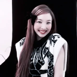 🫀 emoji ネ nayeon 🫀 ‹‹ by @kioflix ›› Telegram sticker 17 of 55