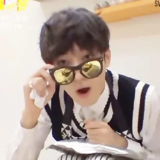 Sticker from ⌕ ▸ wonwoo ࣪ ‌fr.  @expressmoonst ᵎ ˖࣪