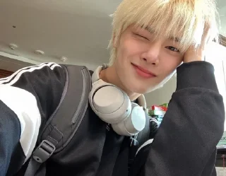 🌟 emoji K-pop♡ Telegram sticker 21 of 27