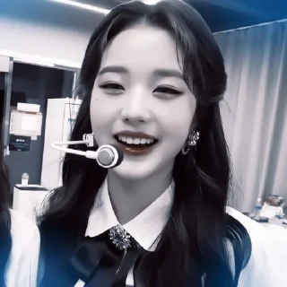 🧄 emoji Wonyoung @fancamsfromfairies Telegram sticker 22 of 56