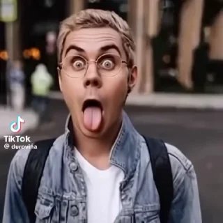 👅 emoji Ян Топлес by @danilichy Telegram sticker 5 of 25