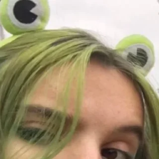 Sticker from 🐸