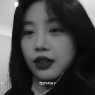 😍 emoji soojin fr @M1YST0CK by @offstikbot Telegram sticker 9 of 25