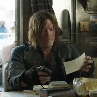 🗡 emoji Daryl Dixon @TwdPlus Telegram sticker 9 of 50