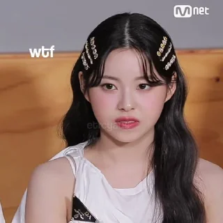 🤬 emoji seven from nmixx @lovely_skz Telegram sticker 11 of 61