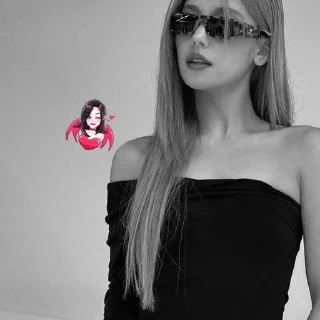 😎 emoji yeji's paris & @arestellw by @offstikbot Telegram sticker 14 of 40