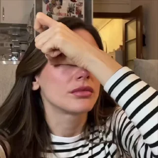 😔 emoji asli🤍 @duybenixke ➡️ @Ctikerubot Telegram sticker 12 of 50