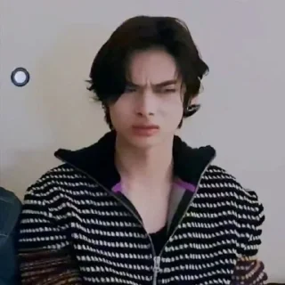 🤨 emoji Энхупены Telegram sticker 5 of 98