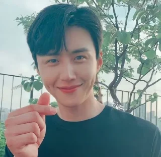 ❤️ emoji @jonafzan Kim Seon Ho 김선호 Kim Sun Ho Telegram sticker 6 of 120