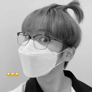 😍 emoji @minhohyun Telegram sticker 14 of 26