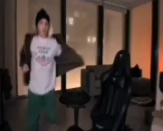🤯 emoji Больше стиков тут: @stikery4 Telegram sticker 12 of 50