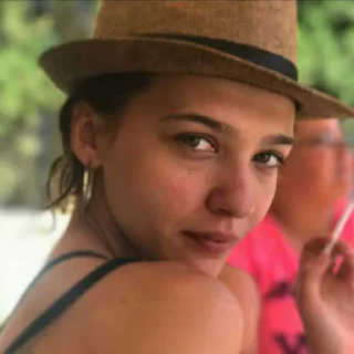 😘 emoji 𝒎𝒆𝒍𝒍𝒊𝒔𝒂 𝒃𝒚 @igraemturk @mia1cle ➡️ @Ctikerubot Telegram sticker 24 of 115
