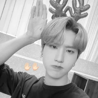 😍 emoji jisung ?!??! | @a4ch_ive by @offstikbot Telegram sticker 8 of 27
