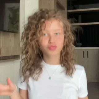 😍 emoji айгуль от @virexerr by @offstikbot Telegram sticker 9 of 25