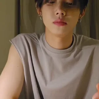 ❤️ emoji 240527 live  @YJBG13                                        . ➡️ Telegram sticker 19 of 45
