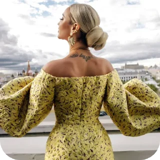 👗 emoji олечка правит миром ➡️ @Ctikerubot Telegram sticker 19 of 106